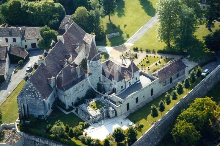 Mener La Vie De Chateau Pour 2 99 Millions D Euros Dans Le Sud Ouest De La France Forbes France