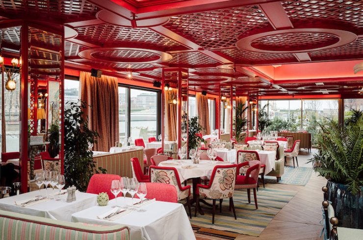 La Plage Parisienne, nouveau souffle pour un restaurant à l'esprit  guingette chic - Forbes France