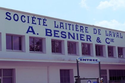 Au 52 de la rue d'Avesnières, à Laval, où André Besnier a commencé la fabrication de ses premiers fromages.